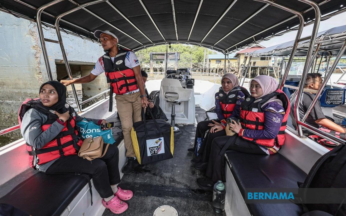 Johor Election Sparks Economic Windfall for Small Businesses Across State
