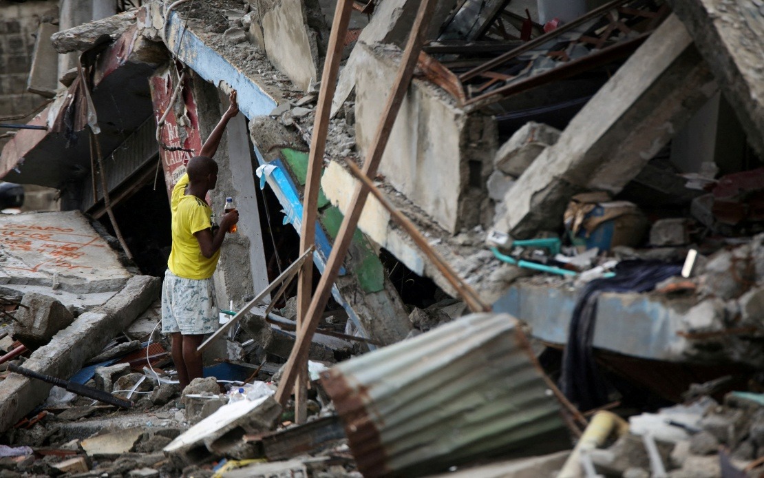Colombia Battling Wildfire Crisis Amid Earthquake Recovery as Emergency Resources Stretch Thin