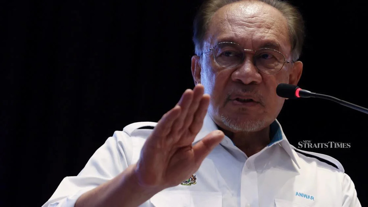 Malaysia's global competitiveness surge owes much to civil service efficiency, Anwar says