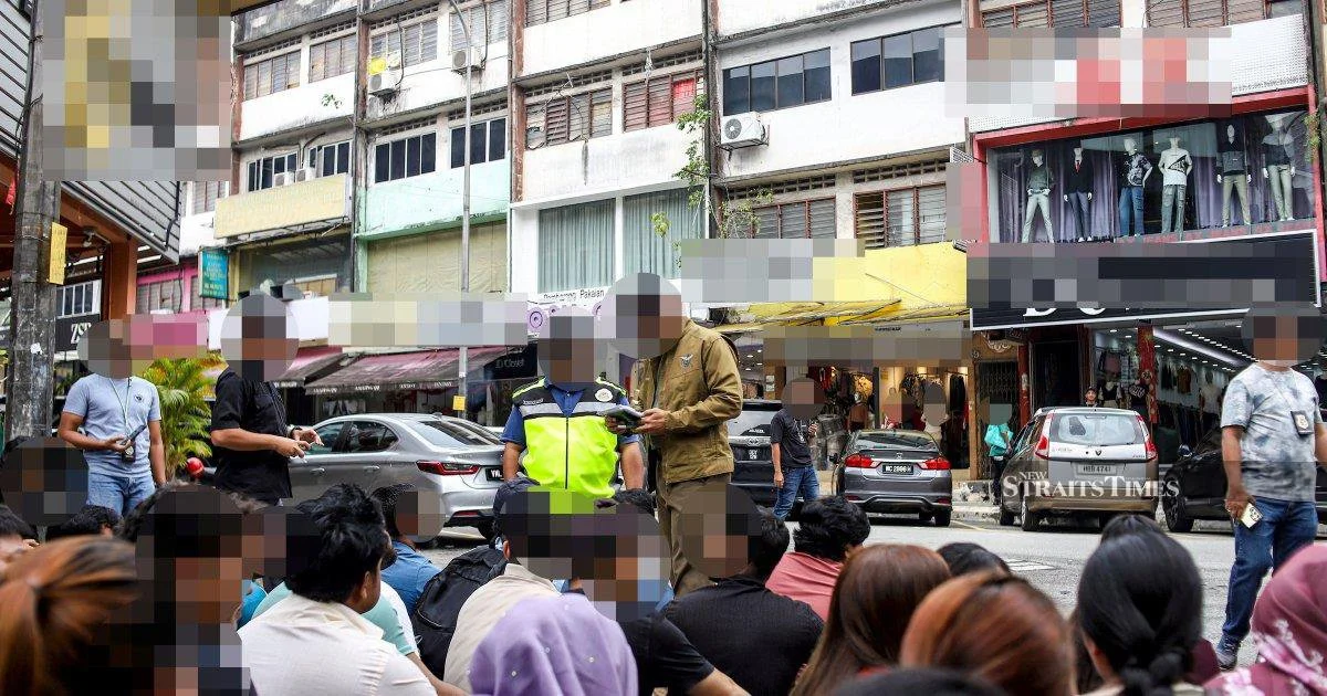 Immigration swoop nets 111 undocumented migrants at Jalan Kenanga wholesale district