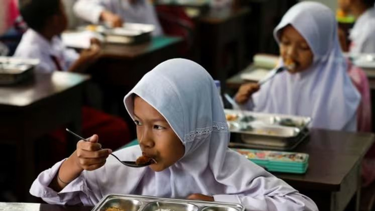 Indonesia's Free Meals Programme Hit by Fresh Leadership Crisis as Agency Head Cites Health Reasons