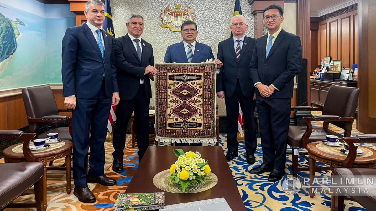 Azerbaijan Pushes Parliamentary and Trade Ties With Malaysia