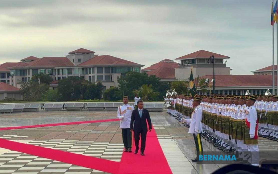 Bangladesh PM Tarique Rahman Accorded Official State Welcome in Putrajaya