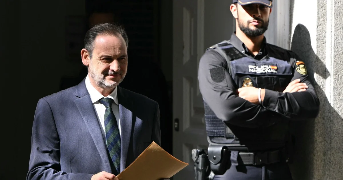 Spanish PM's Former Transport Minister Sentenced to 24 Years for Corruption