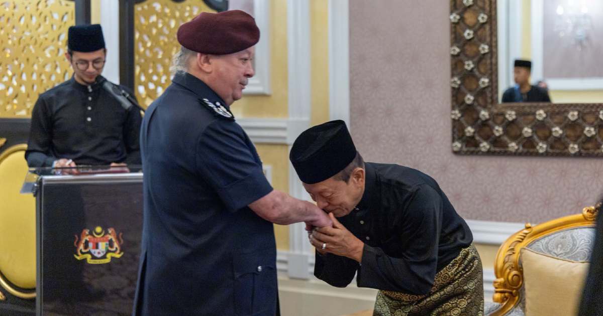 King Receives MACC Chief Commissioner at Palace