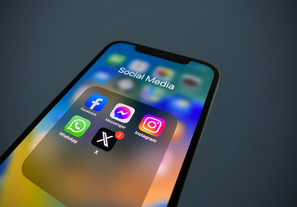 Mexico Charts Cautious Path Toward Social Media Regulation for Children