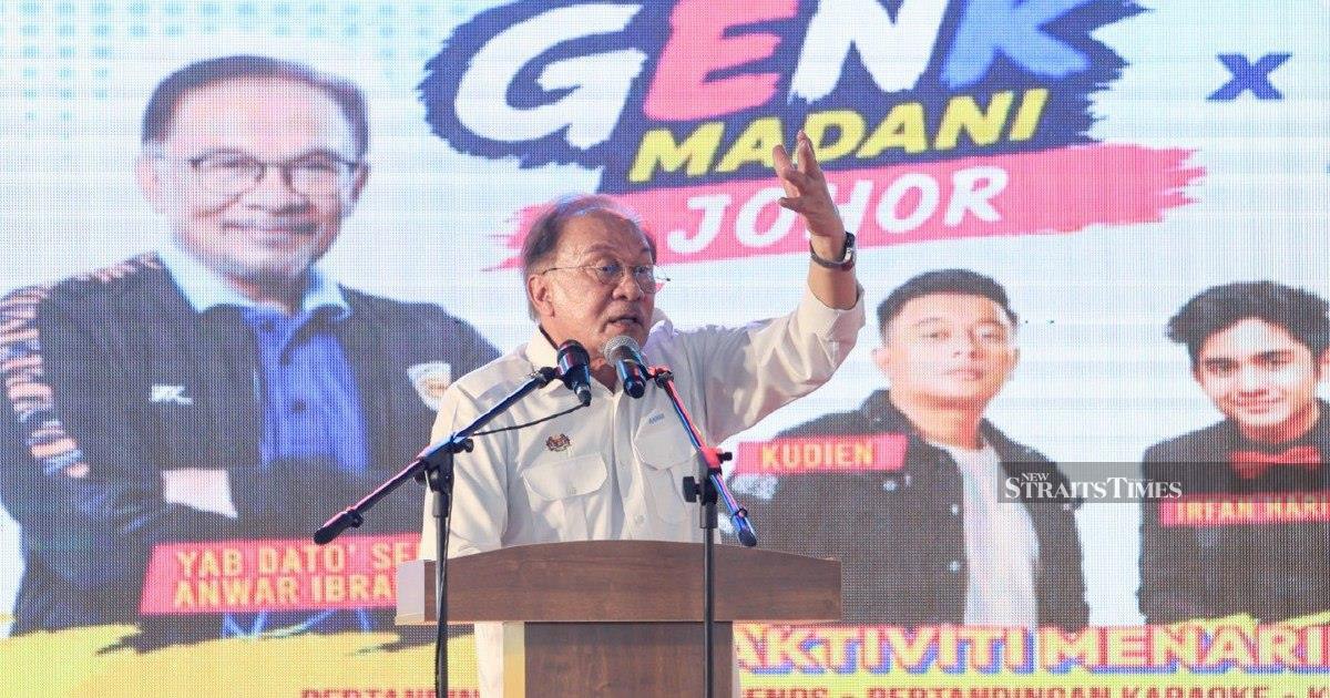 PM Anwar Reassures Johor on Equal Development Status Across All States