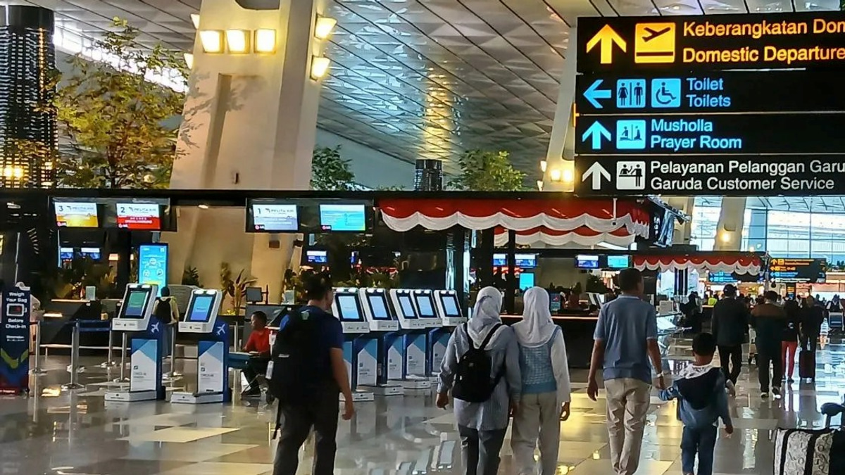 Malaysian Pilot Held at Indonesia Airport for Alleged 70,000 Ecstasy Pills Smuggle Bid