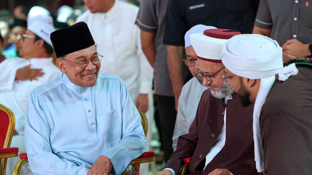 Anwar Ibrahim defends public release of Tabung Haji RCI report, reframing transparency as governance principle
