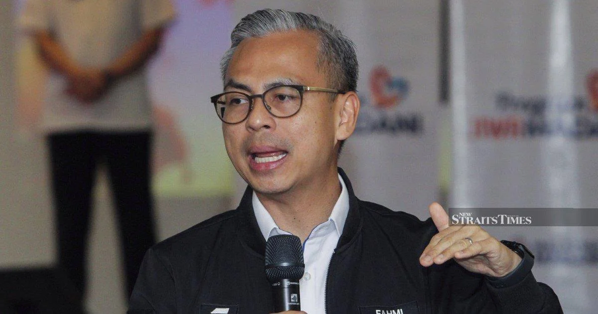 Johor's Communications Minister Calls on Diaspora Voters to Return for State Election