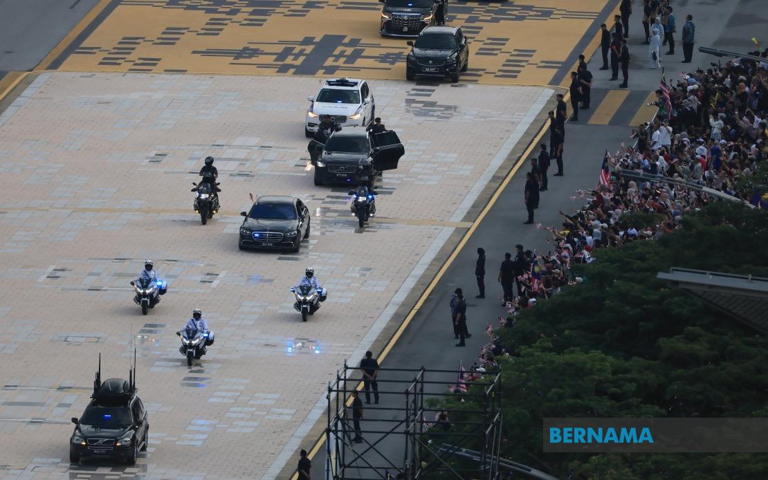 PM Anwar Leads Malaysia's 69th National Day Celebrations at Putrajaya