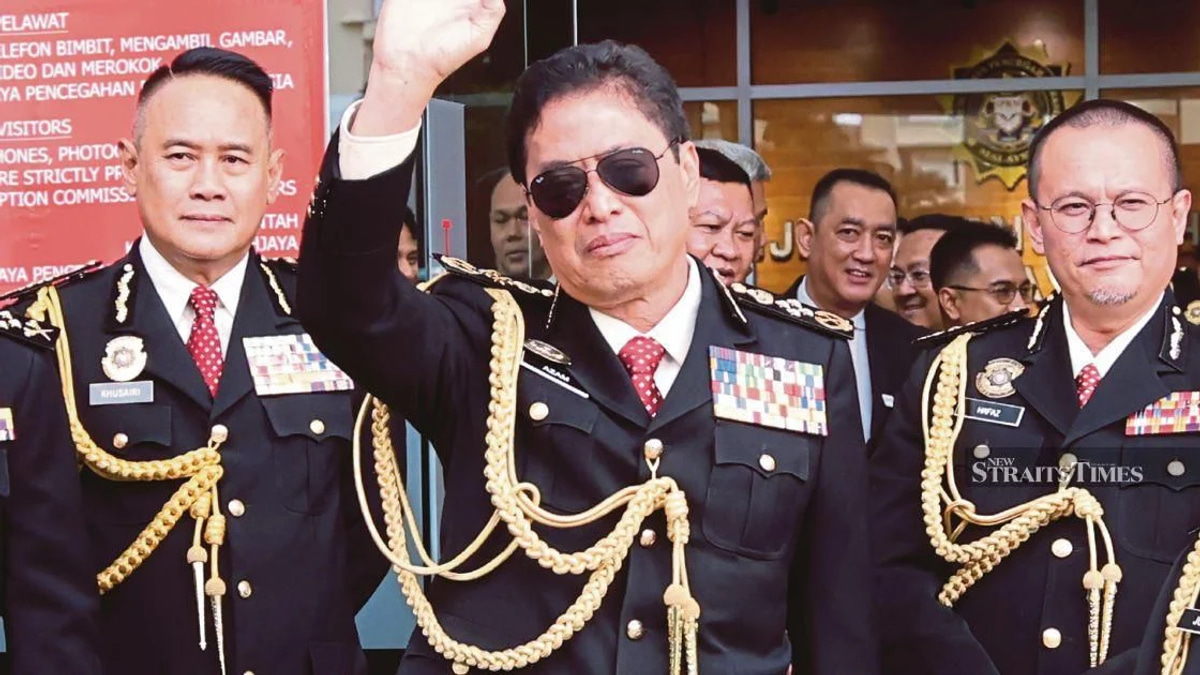 51 NGOs Call for Royal Commission into MACC Scandal Involving Ex-Chief Azam Baki