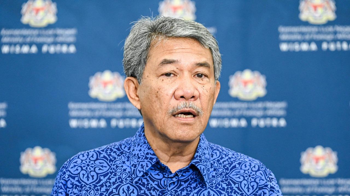 ASEAN Centrality Must Guide Region Through Global Fragmentation, Says Mohamad