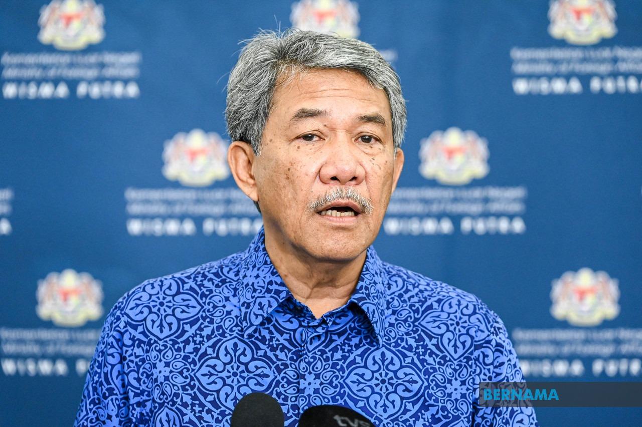 ASEAN Centrality Must Guide Region Through Global Fragmentation, Says Mohamad