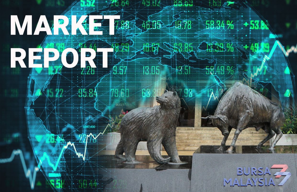 Malaysia's Benchmark Index Slips as Tech Sector Stumbles Across Asia