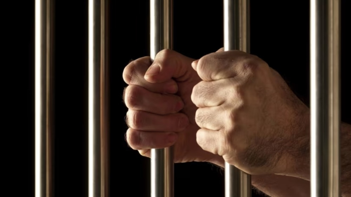 Unit Trust Consultant Jailed 18 Months, Fined RM2 Million for Investment Fraud