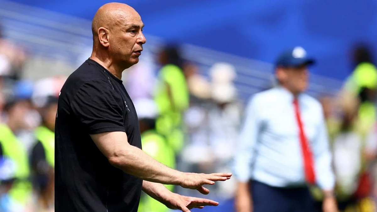 Egypt's Coach Hassan Dismisses Salah Controversy as Squad Prepares for New Zealand Showdown