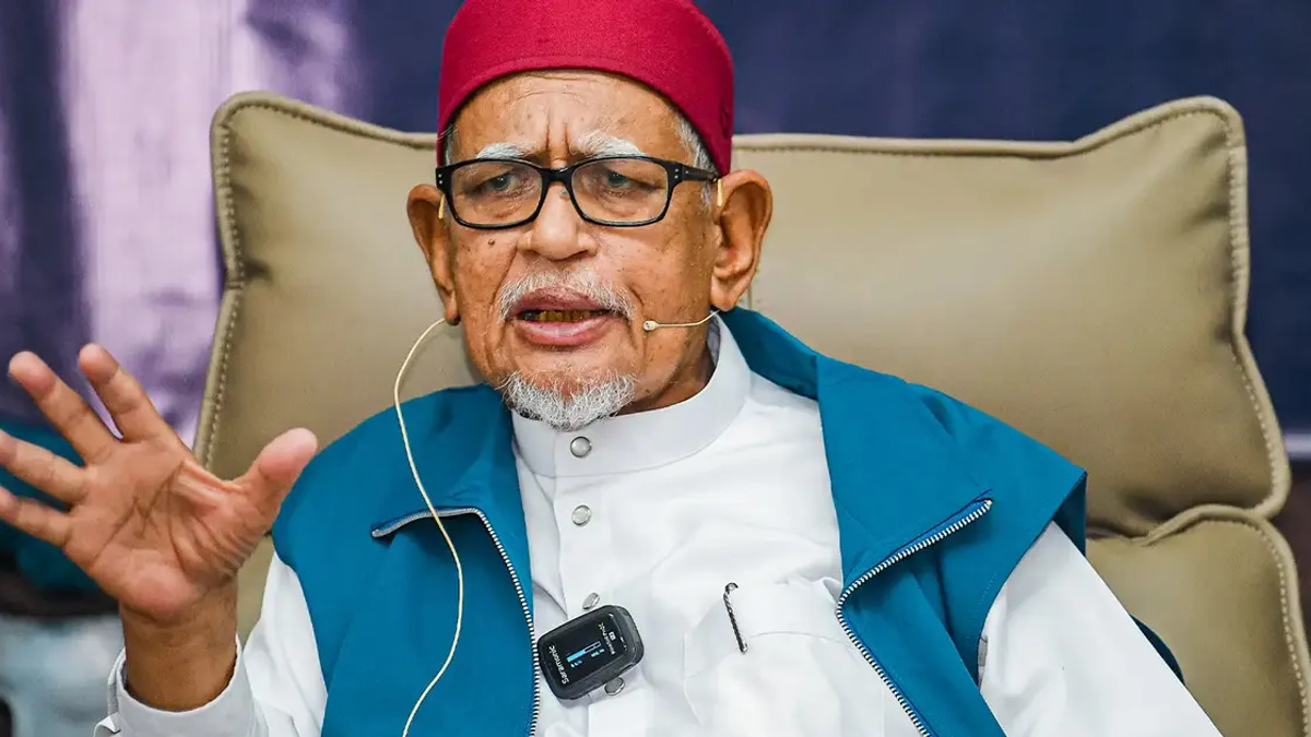 PAS President Hadi Maintains Stance on DAP Comments, Prepares for Legal Battle