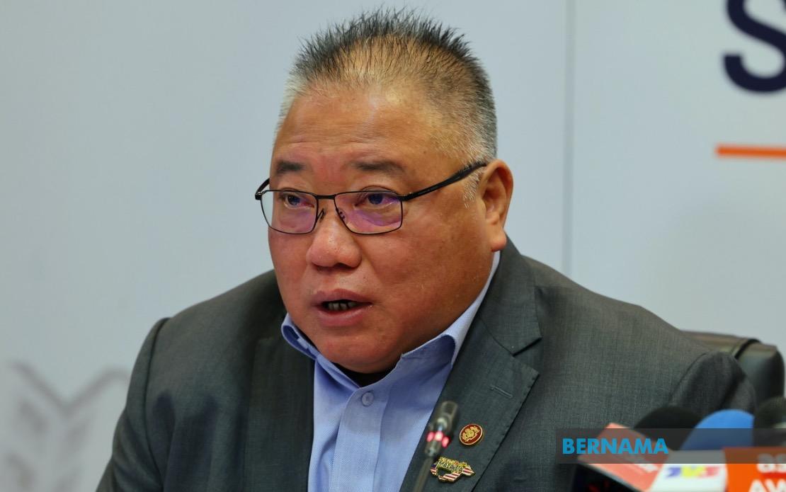 Minister Tiong Calls for Overhaul of Aviation Security After Malaysia Airlines Co-pilot Drug Arrest
