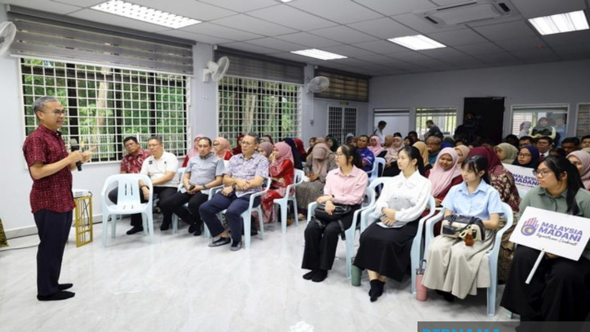 Patriotism and Digital Literacy Must Be Built Into Youth Education, Says Fahmi