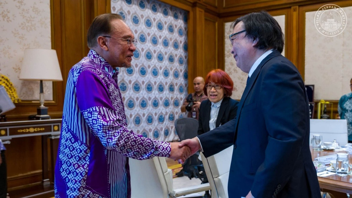 Anwar Meets Genron NPO Chief to Deepen Malaysia-Japan Strategic Ties