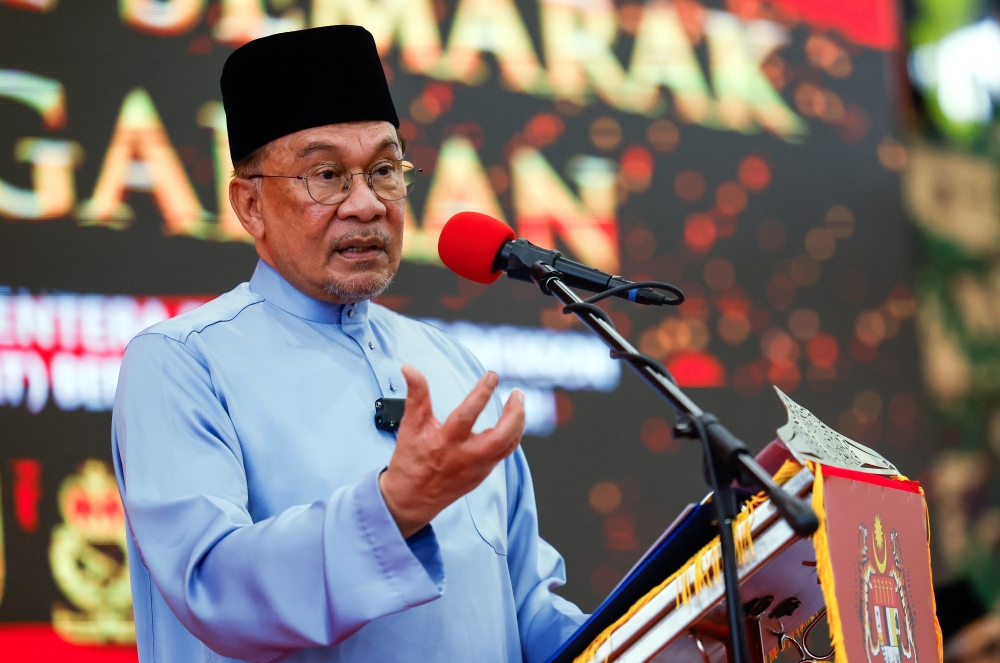 PM Anwar Defends Secrecy Around Tabung Haji RCI Report, Citing Stability Concerns