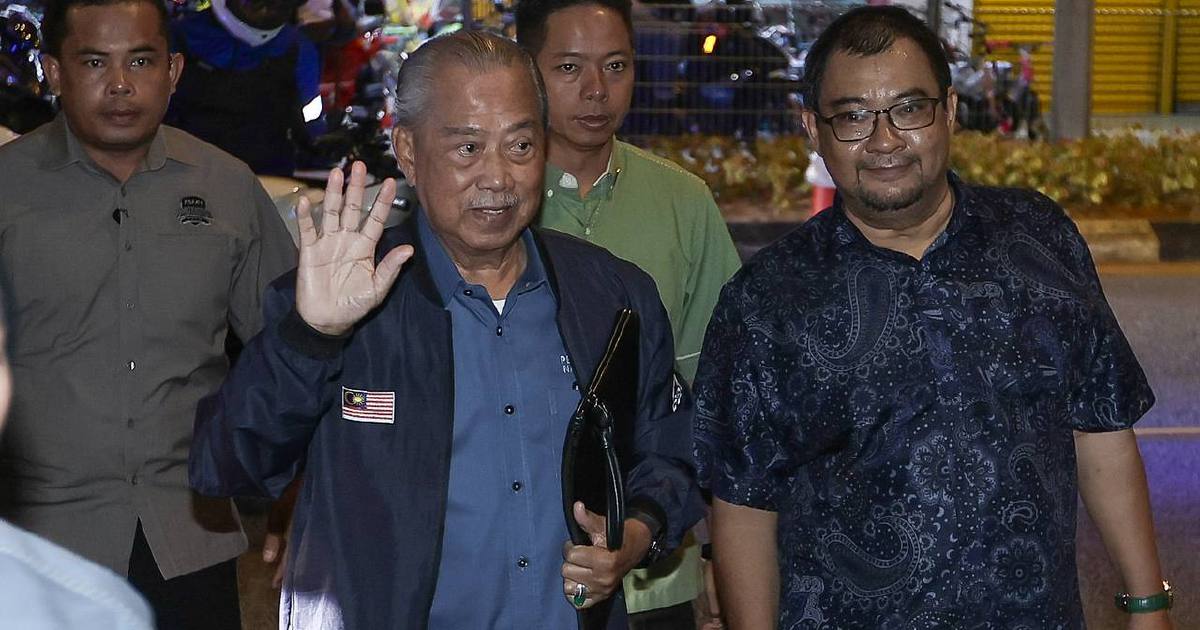 PN Emergency Meeting Sidesteps Bersatu Status Question