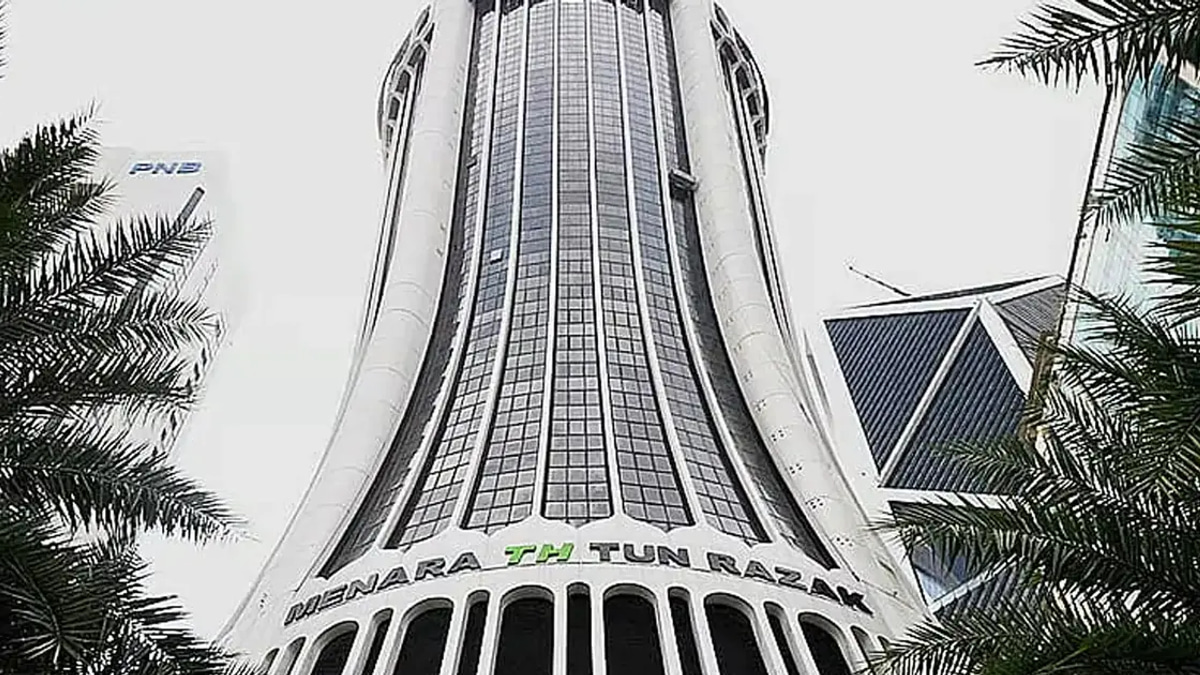 Malaysian Anti-Corruption Commission launches document review at Tabung Haji headquarters