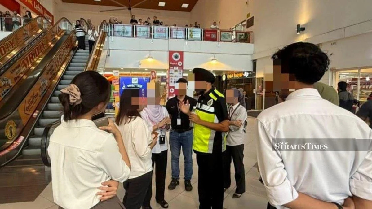 86 undocumented migrants detained in Klang shopping mall raid