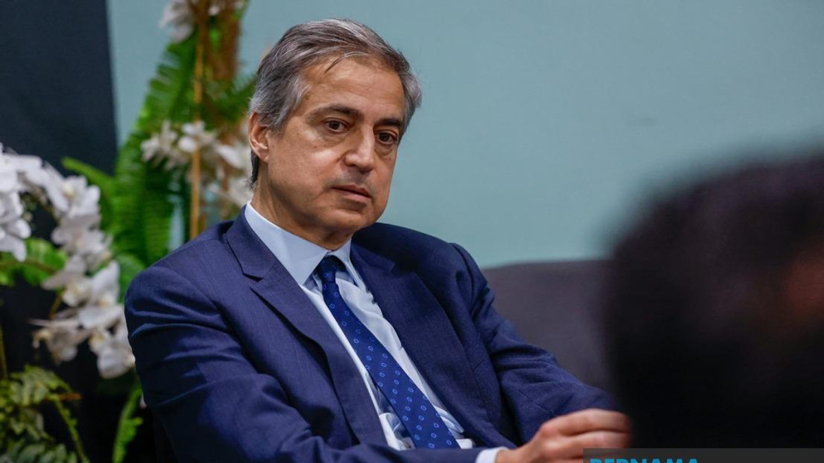 France and Malaysia Chart Closer Partnership to Counter Global Divisions