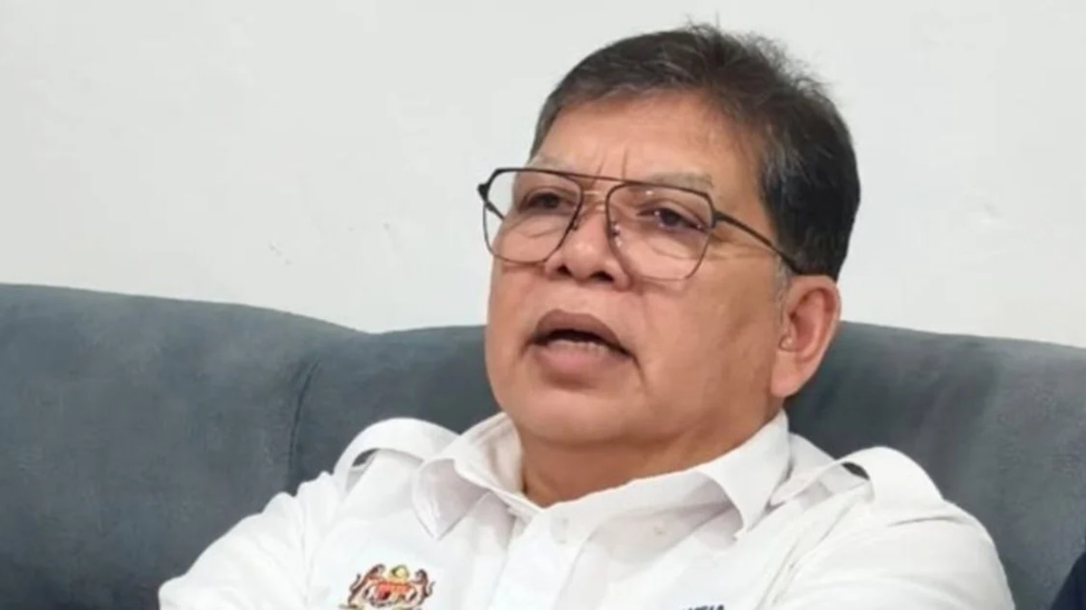 Speaker Notified of Hamzah Zainudin's Reappointment as Opposition Leader