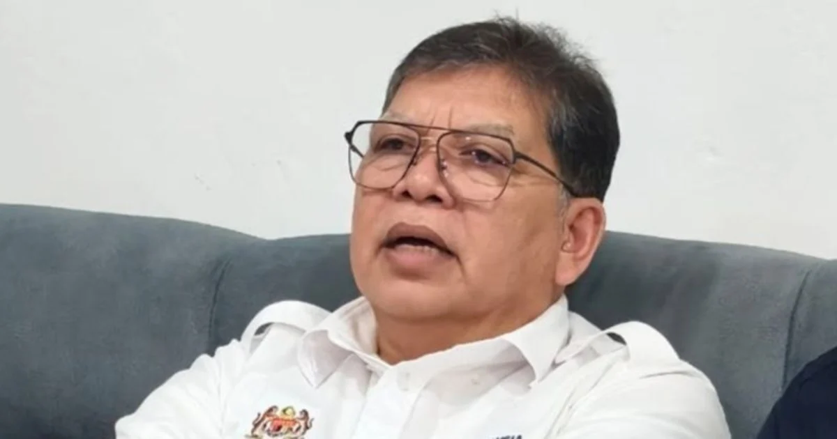 Speaker Notified of Hamzah Zainudin's Reappointment as Opposition Leader