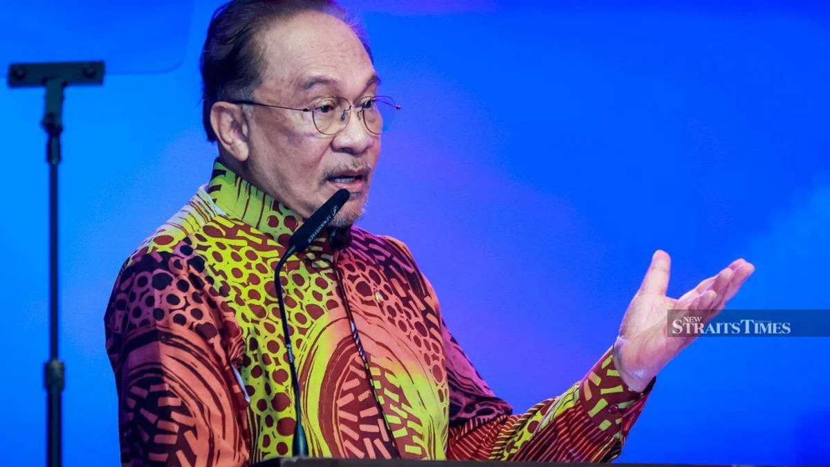 Anwar Condemns Norway's Cancellation of RM1 Billion Naval Missile Agreement as Double Standard