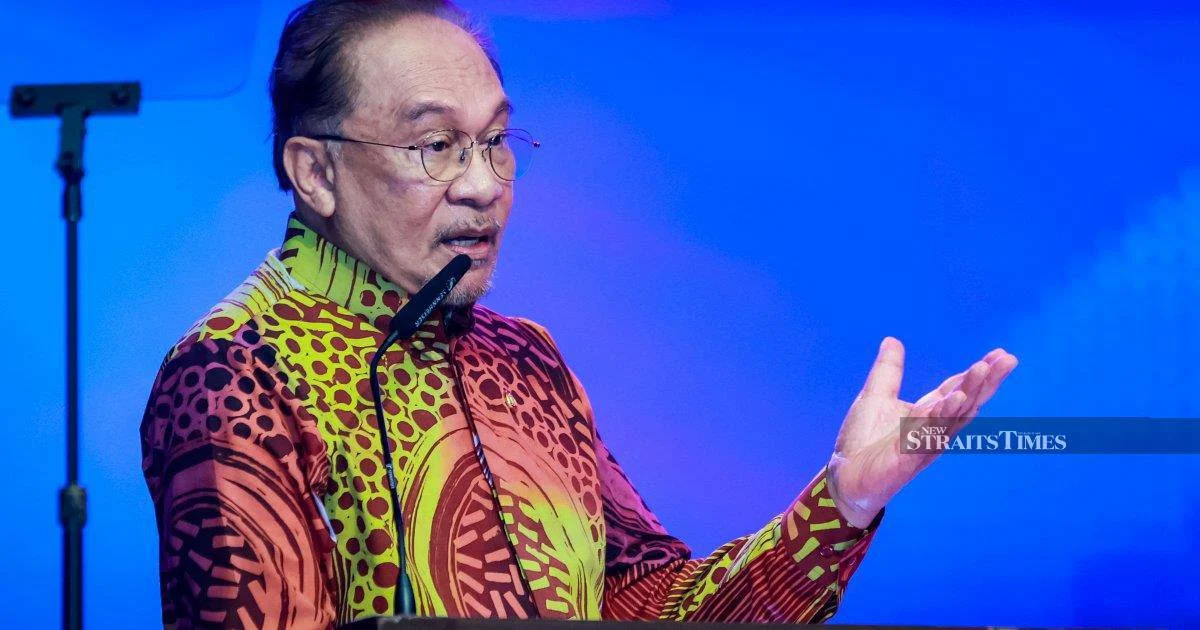 Anwar Condemns Norway's Cancellation of RM1 Billion Naval Missile Agreement as Double Standard