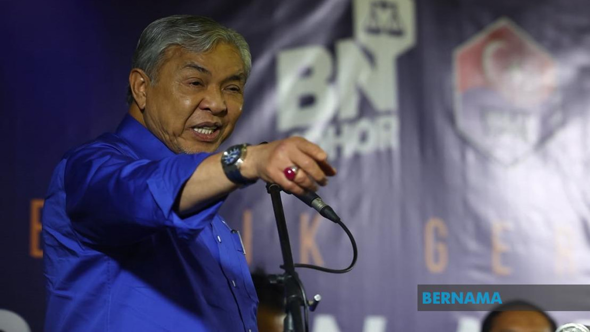 Malaysia Reviews E-Invoice and Foreign Worker EPF Contributions Amid Economic Pressures