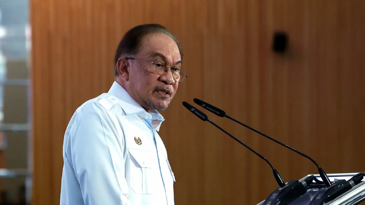 Federal Development Funding Distributed Fairly, Says Anwar Ibrahim