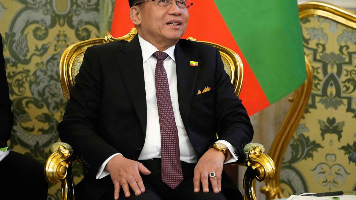 Myanmar's Junta Chief Visits Cambodia in Push for International Acceptance