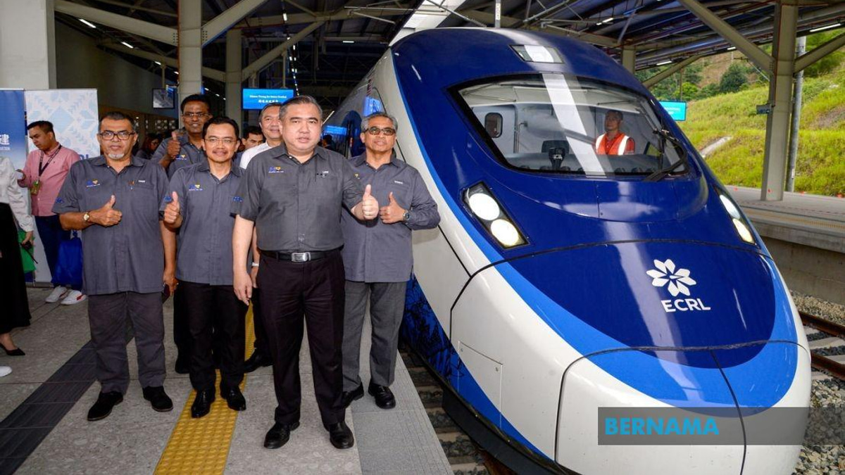 Loke Targets December Launch for Kota Bharu-Gombak ECRL Phase 1, Accelerating Original Timeline