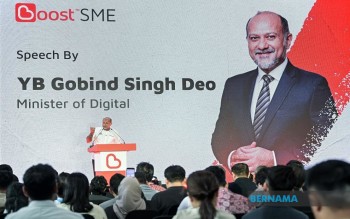 Malaysia's Digital Economy Poised to Hit 30% of GDP by 2030, Says Minister