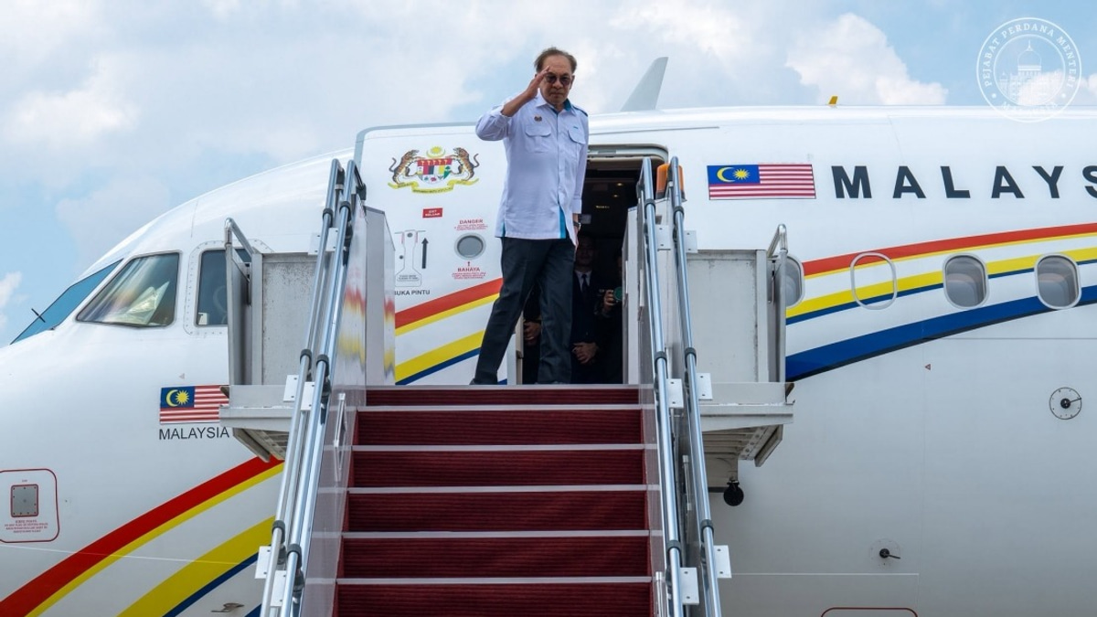 Anwar Heads to Kazan for ASEAN-Russia Summit as Malaysia Deepens Ties with Moscow