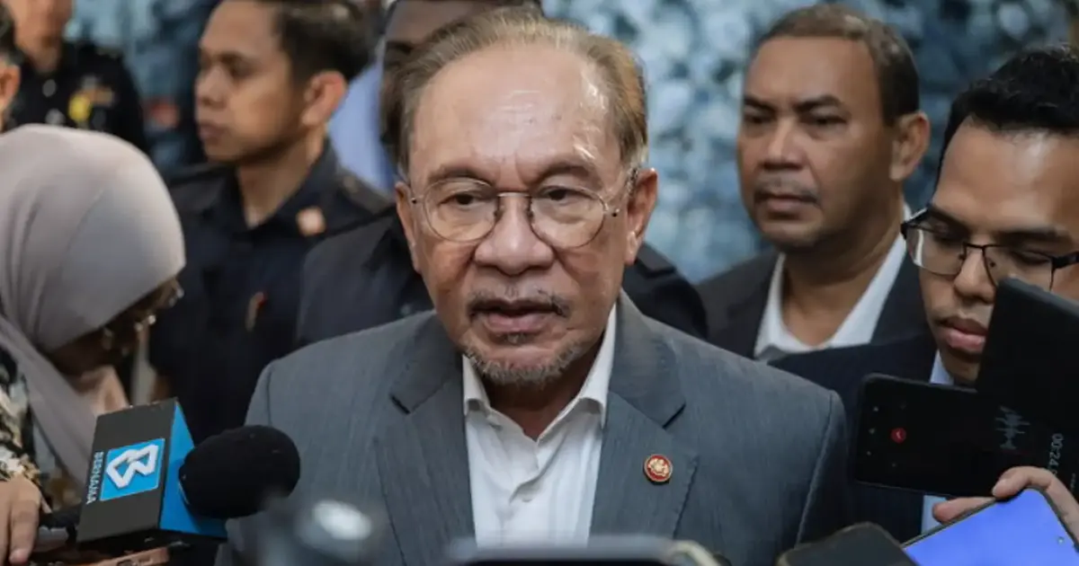Malaysia to Immediately Deport Israelis Found in Country, Anwar Declares
