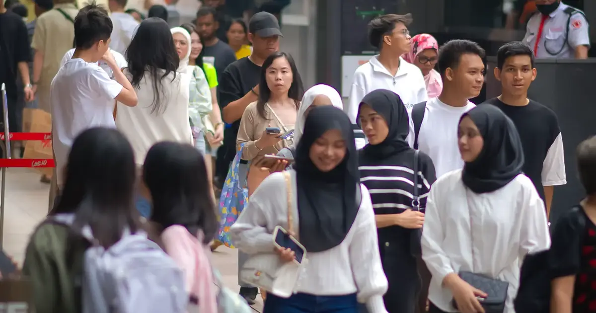 Johor Youth Demand Action on Jobs, Wages and Housing, Not Sentiment