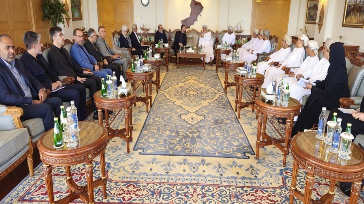 Iran and Oman Launch Joint Committee to Shape Strait of Hormuz Governance