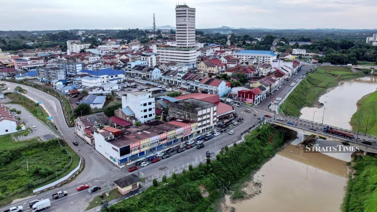 Johor voters warned of fake accounts and digital misinformation during state election