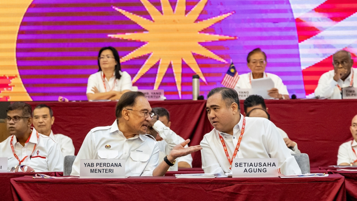 DAP Commits to Pakatan Despite Reform Frustrations, Loke Says Measured Progress Is Governing Reality