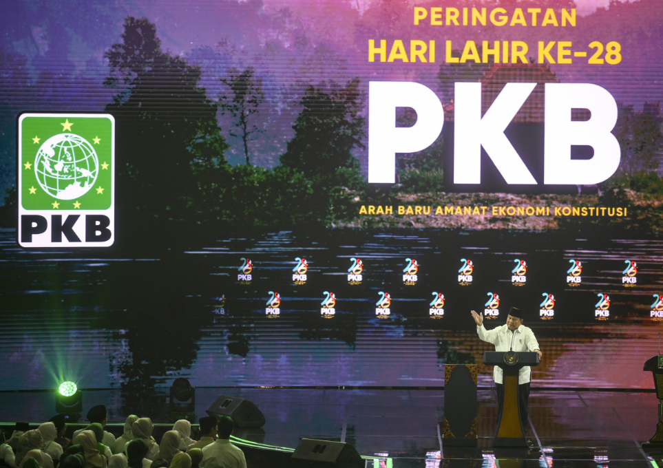 Indonesian Press Unions Demand Apology from President Prabowo Over 'Black Dutchman' Slur