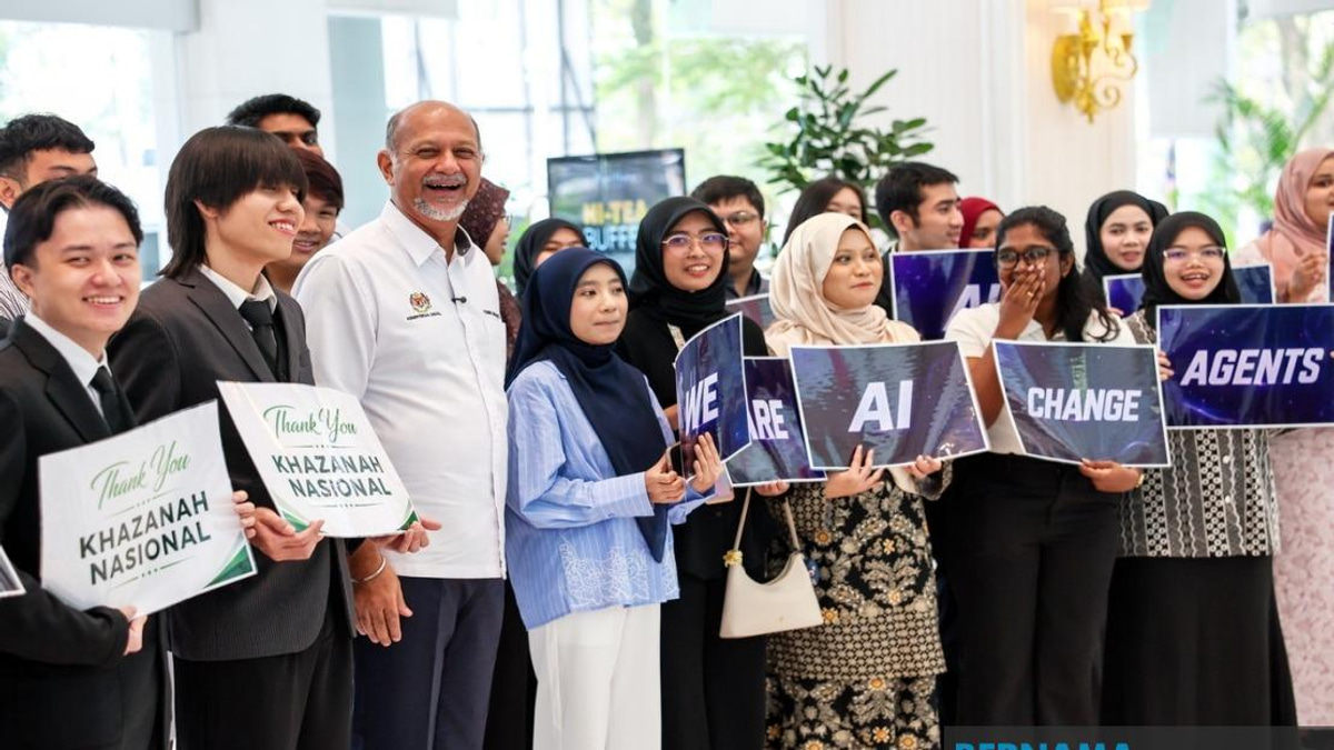 Malaysia Pivots to Proactive AI Strategy to Outpace Global Tech Disruption