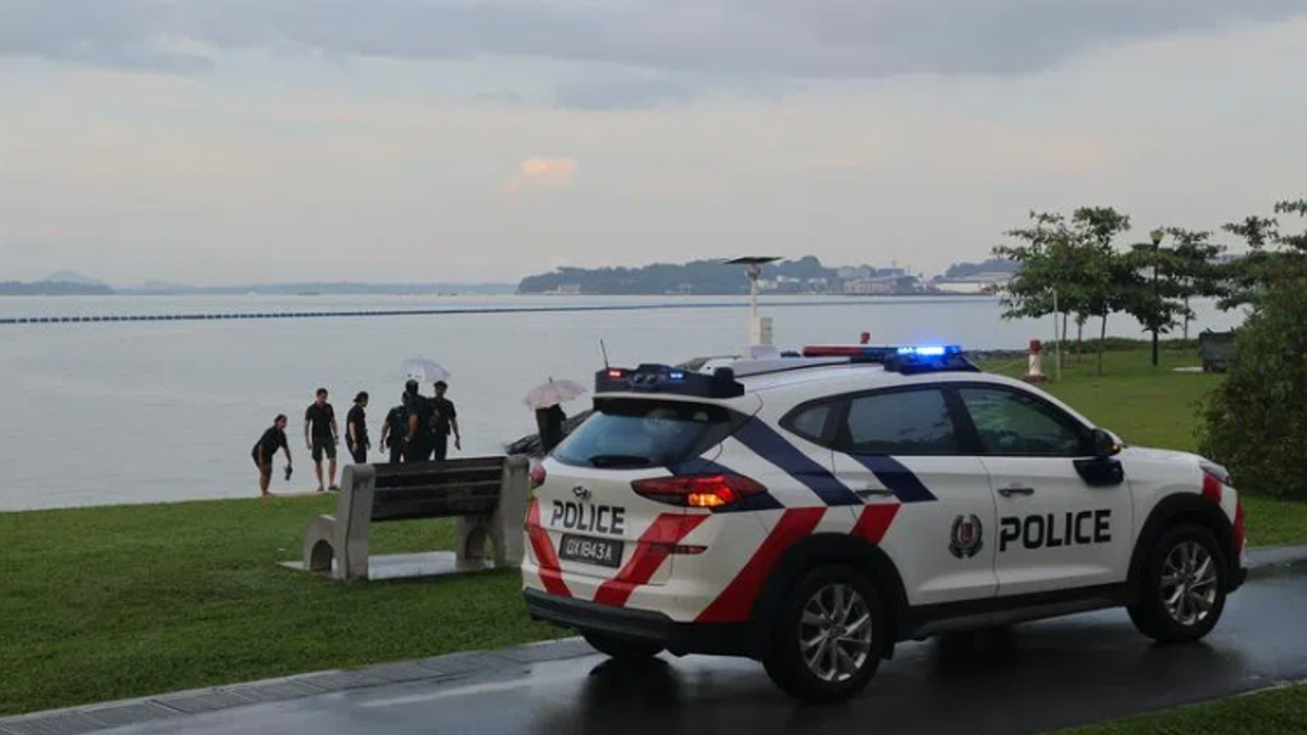 Man Dies After Lightning Strike During Paddleboarding Off Singapore Beach