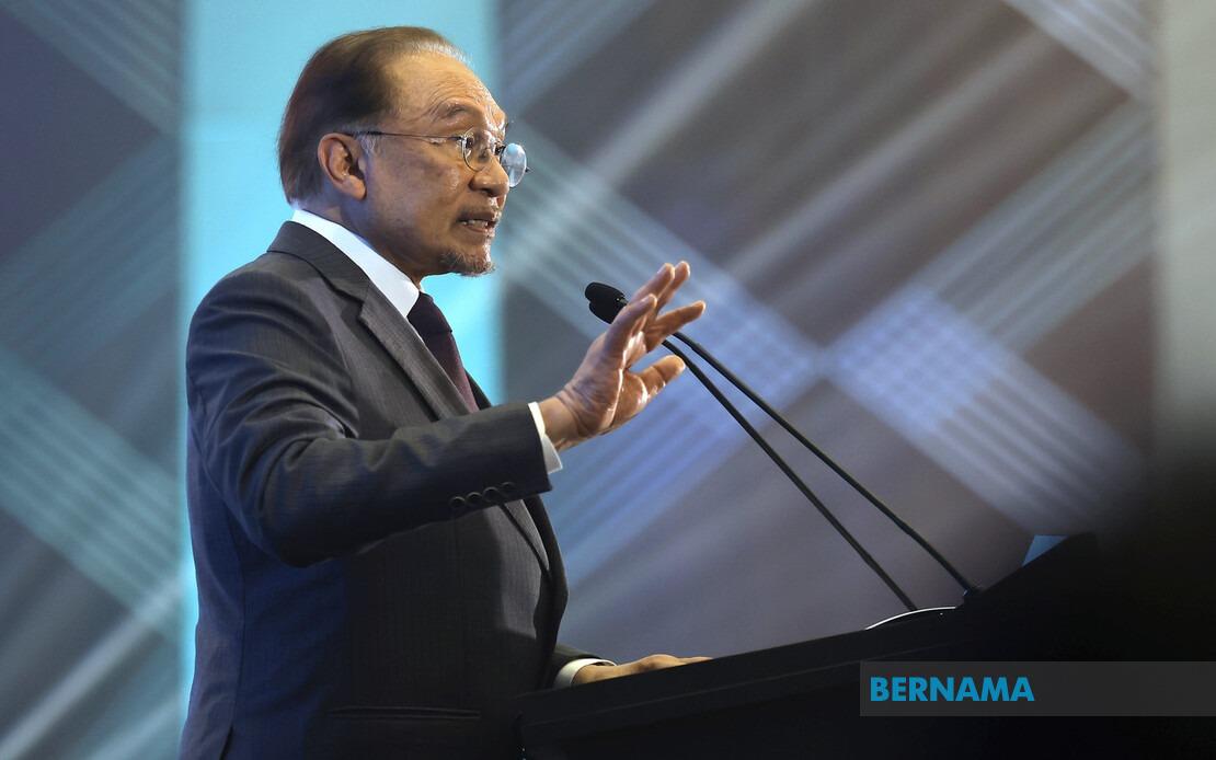 Malaysia Needs Unified Security Strategy to Counter AI, Drones and New Tech Threats, Anwar Says