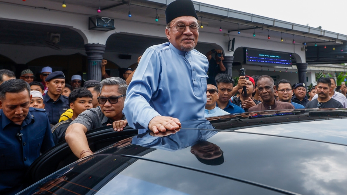 Malaysia's Israel Entry Ban Stems from Rights Concerns, Not Prejudice, Anwar Clarifies